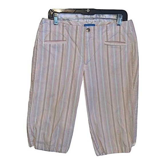 Dockers Bermuda Shorts Ladies 10 Pink & Gray Striped Nouveau Fit Cotton Spandex - Picture 1 of 9